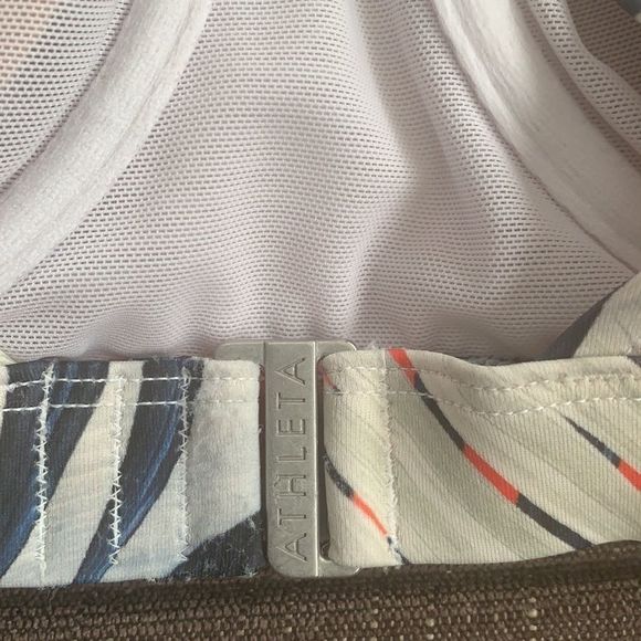 EUC ATHLETA 38D/DD PRINTED BIKINI TOP - Picture 5 of 6